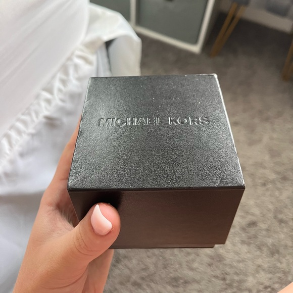 Michael Kors Ritz Chronograph Watch - Picture 8 of 9